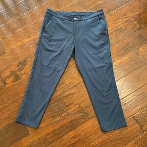 lululemon athletica Men's Navy Chinos **NEVER WORN**